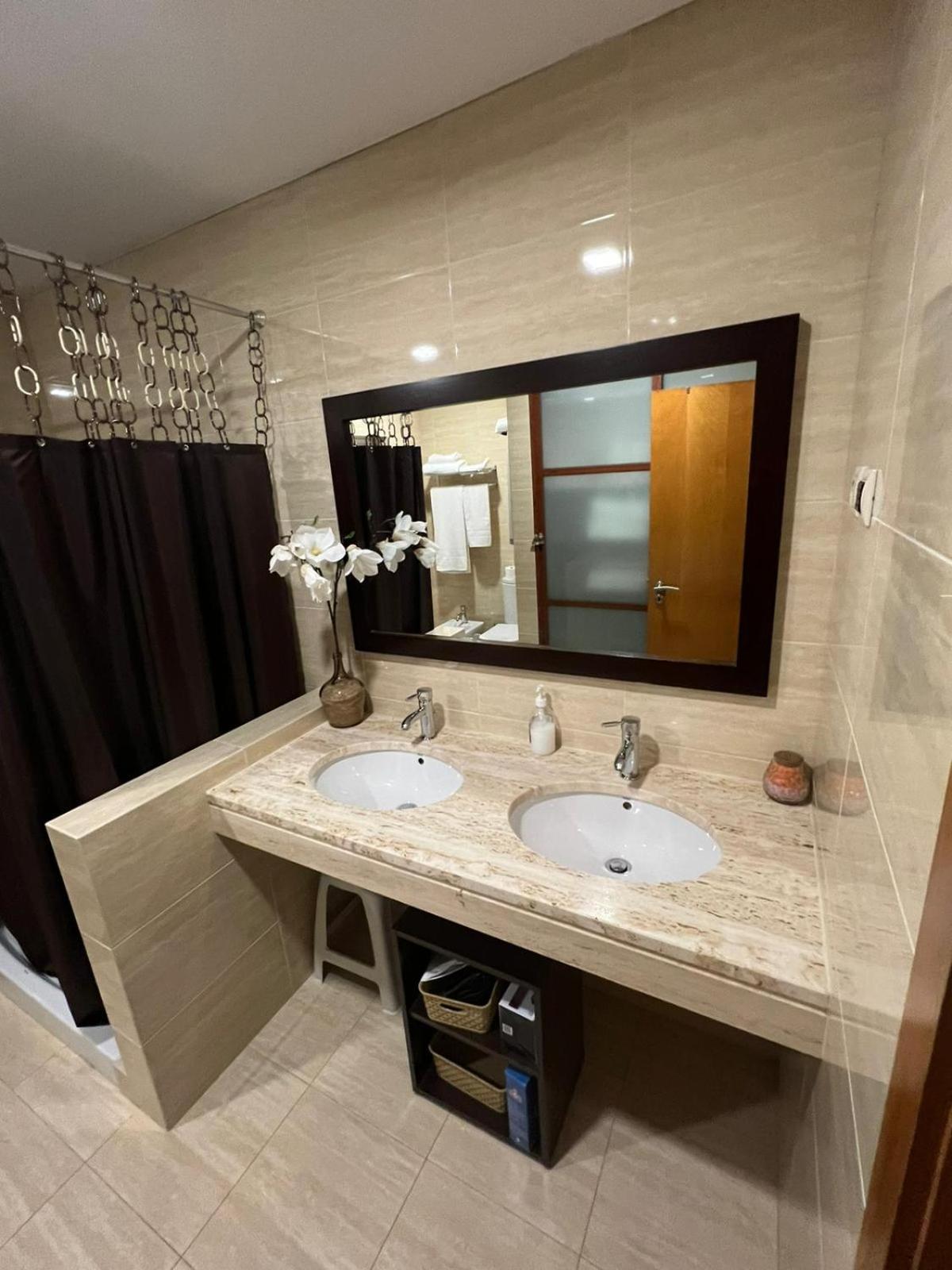 Royalheronhouse Viana do Castelo Exterior photo
